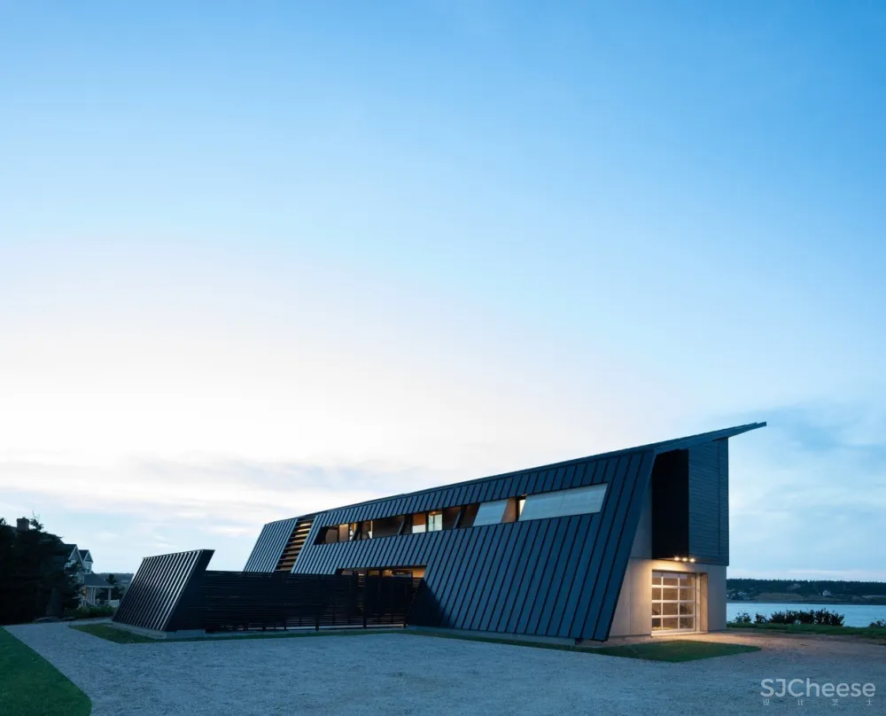 Treow Brycg House / Omar Gandhi Architect