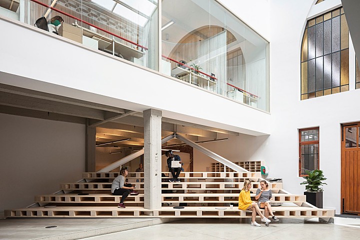 BBDO Brussels办公室,布鲁塞尔 / ZAmpone Architectuur