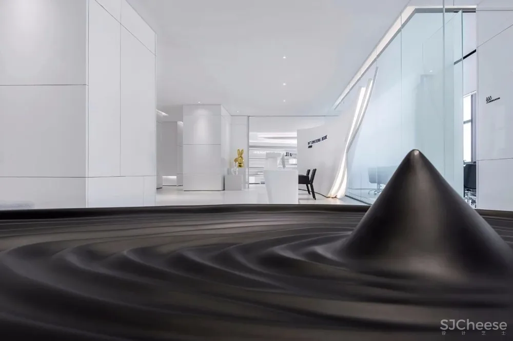 新作 | 极简白,如何打造前卫艺术的国际办公