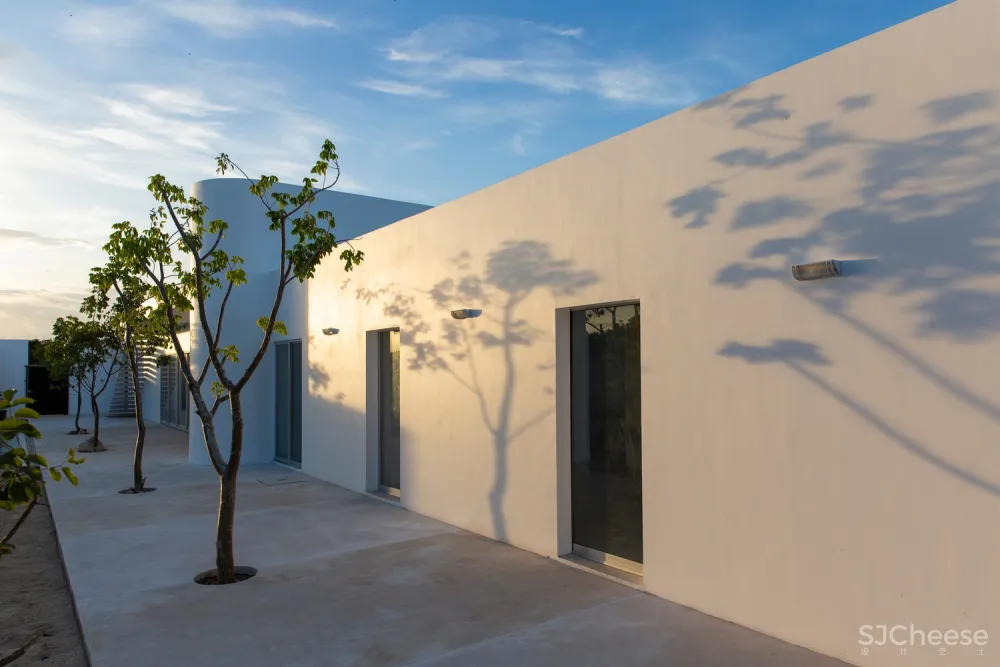 Garrido Lizarraga Arquitectos：墨西哥开房住宅 House O + I