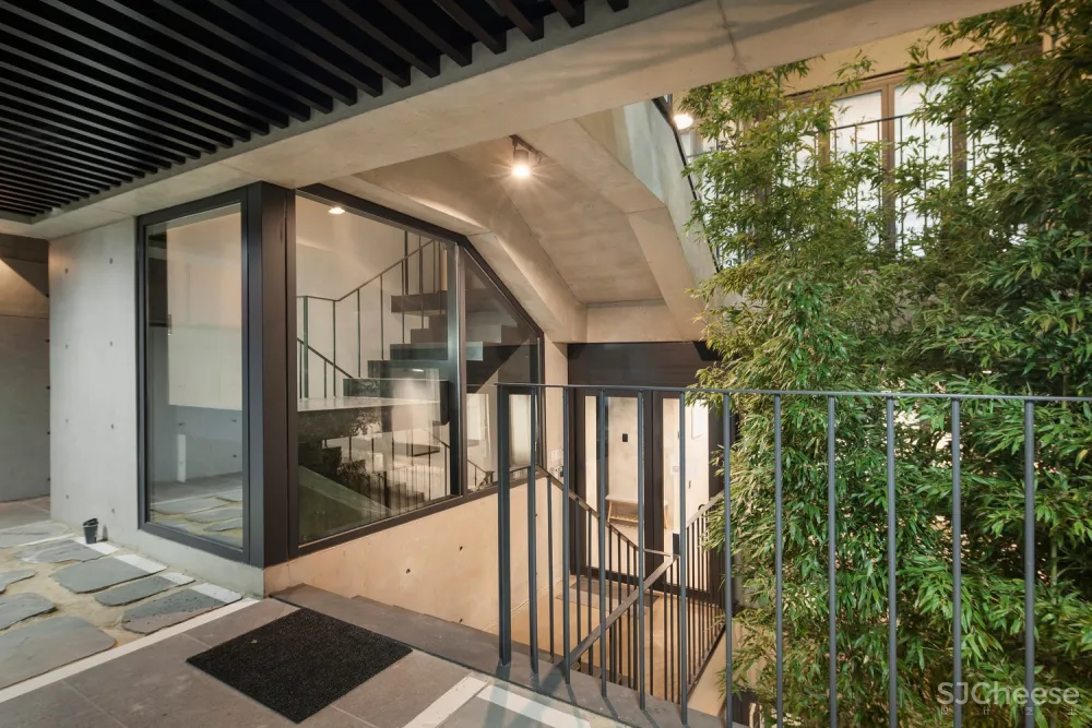 HBA-rchitects:简约的存在 TIRA Office Building