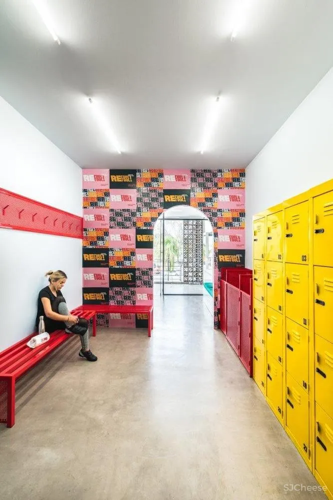 Refuse! Indoor Cycling / EstudioFernandaOrozco