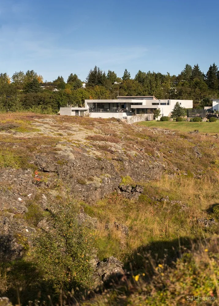 Trípólí:冰岛极简混凝土住宅 Private Residence