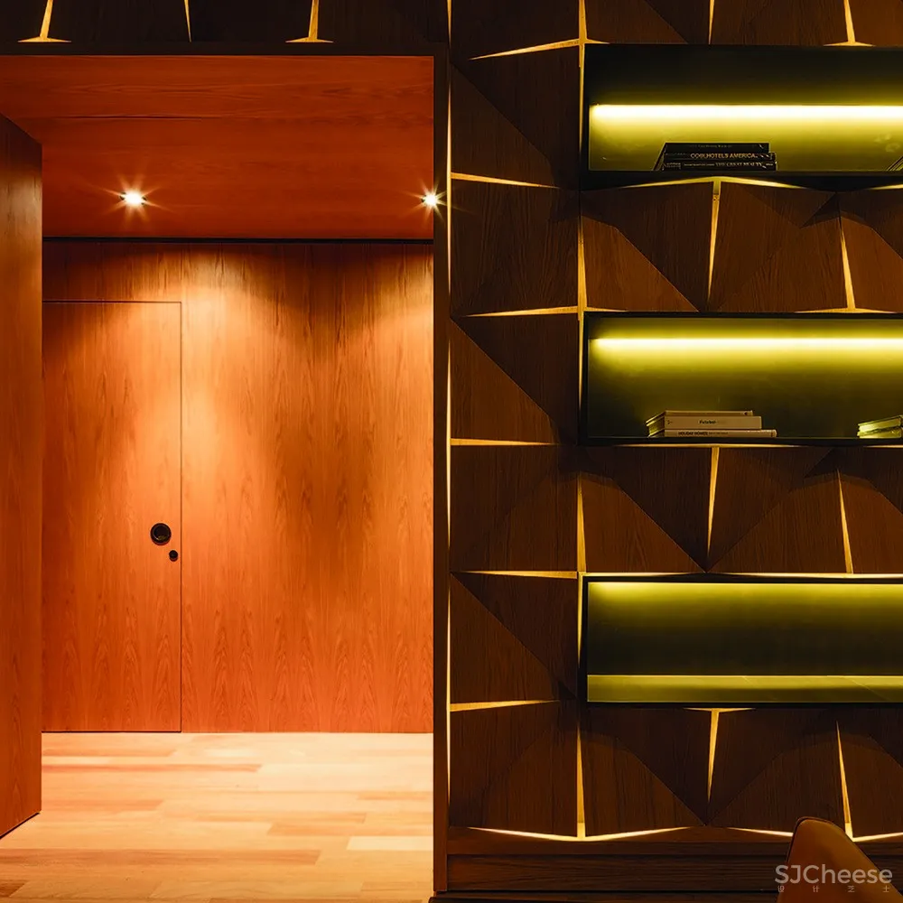 Emiliano RJ / Studio Arthur Casas + Oppenheim Architecture