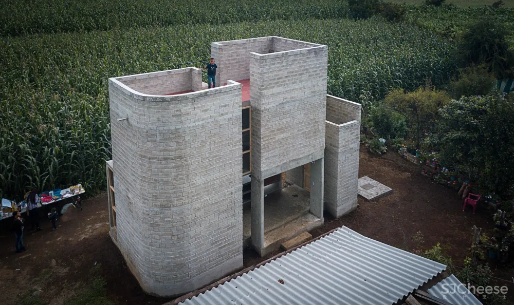 Karina 住宅/Francisco Pardo Arquitecto