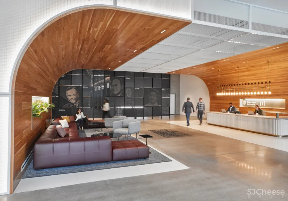 首发 | Studio O+ a & IA Interior Architects:麦当劳为芝加哥总部新员工开汉堡大学啦!