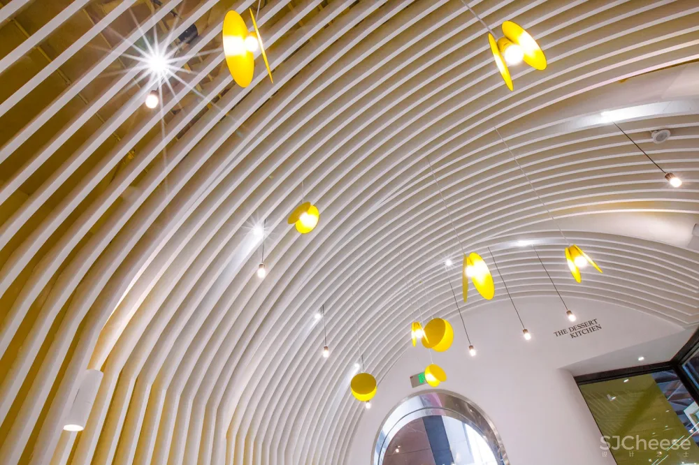 仁和新城甜品工房,成都 / 堂晤设计