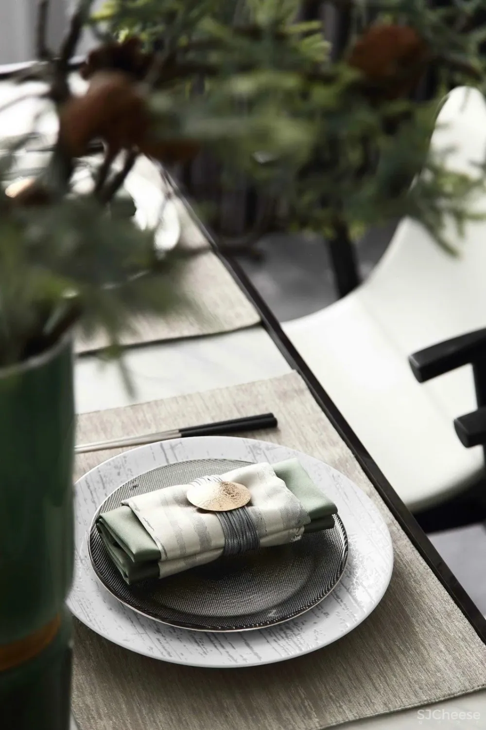 新作 | 200㎡ 顶级复式,绝佳质感打造高级范