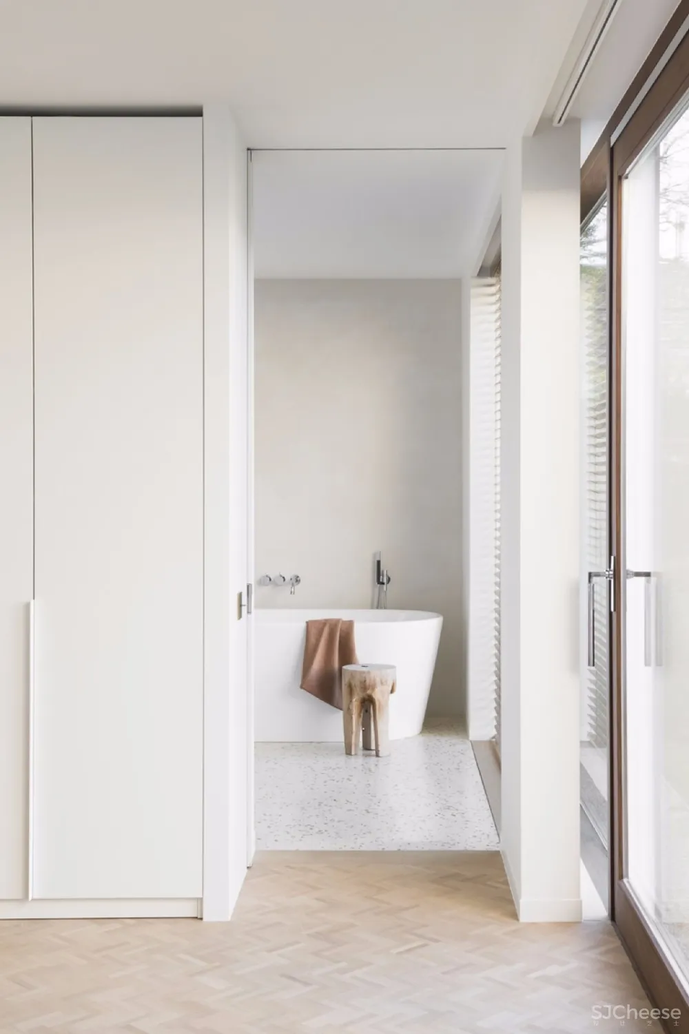 Noémi Architect | 讲述极简主义的精髓