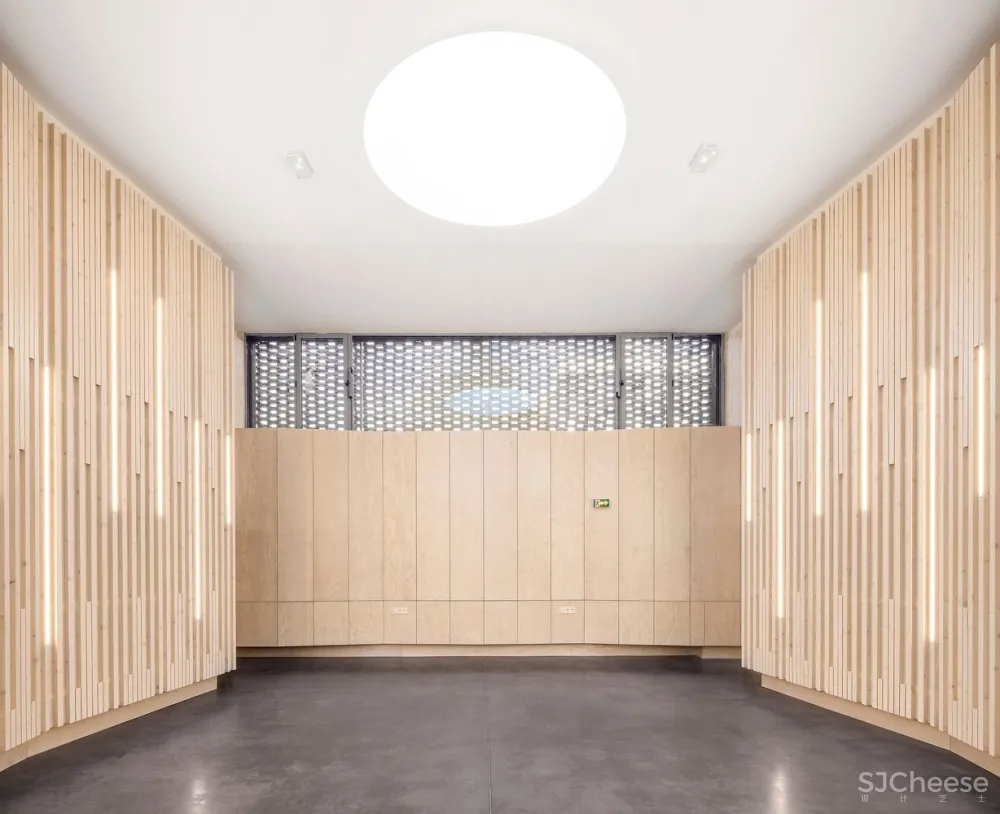 Elancourt Music School / Opus 5 architectes