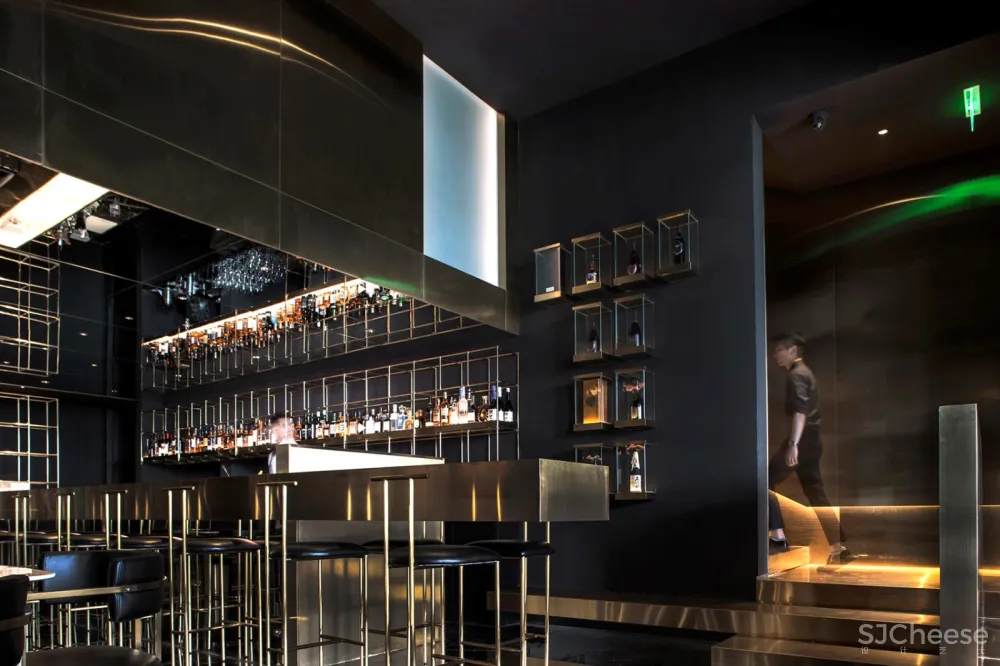 TUESDAY AOYAMA复合店,西安 / 马达思班