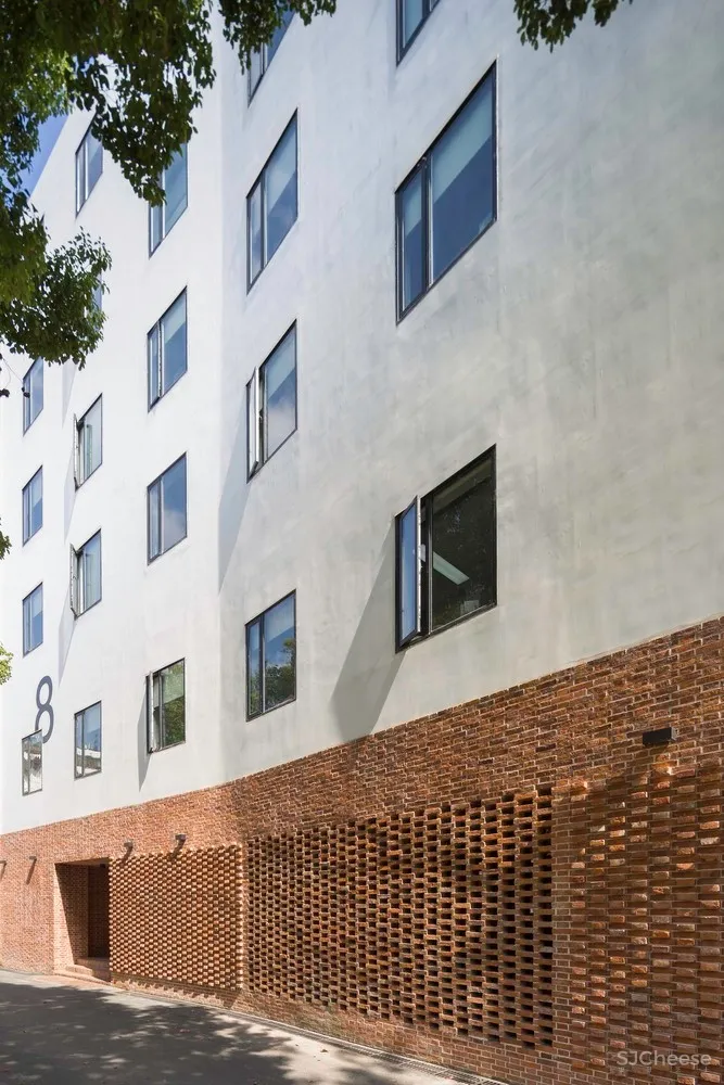 上海愚园路创意园区改造 / 如恩设计研究室