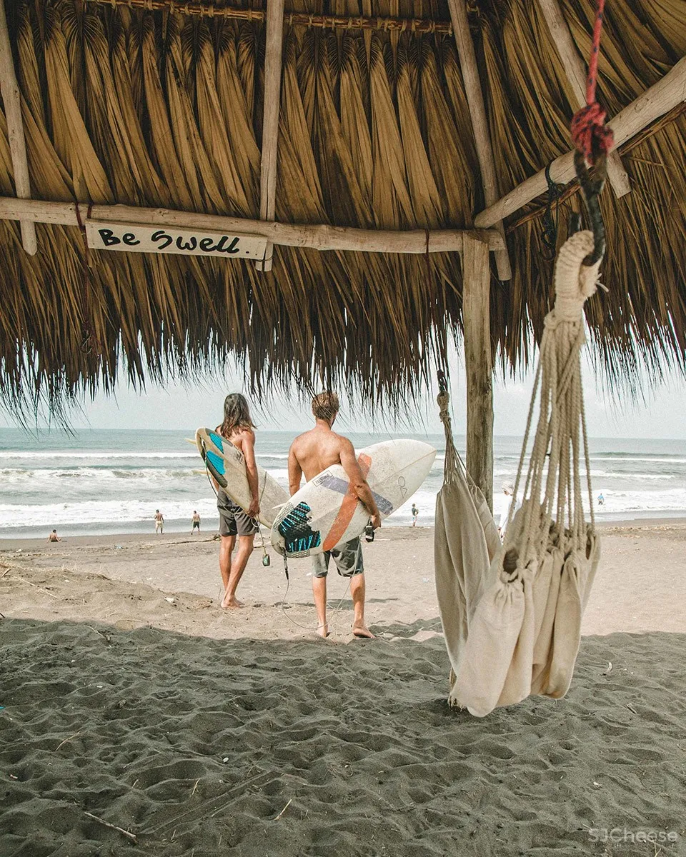 Swell冲浪与生活度假酒店，危地马拉 / Elan Ibghy + Marie Bonnefond
