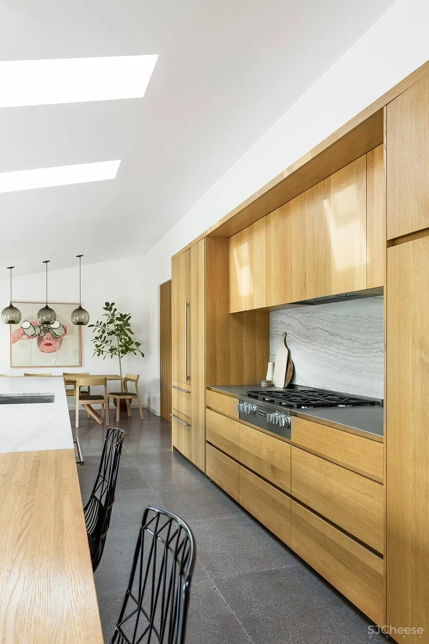 The Remodel of a 1959 Ranch-Style House in Madison Park