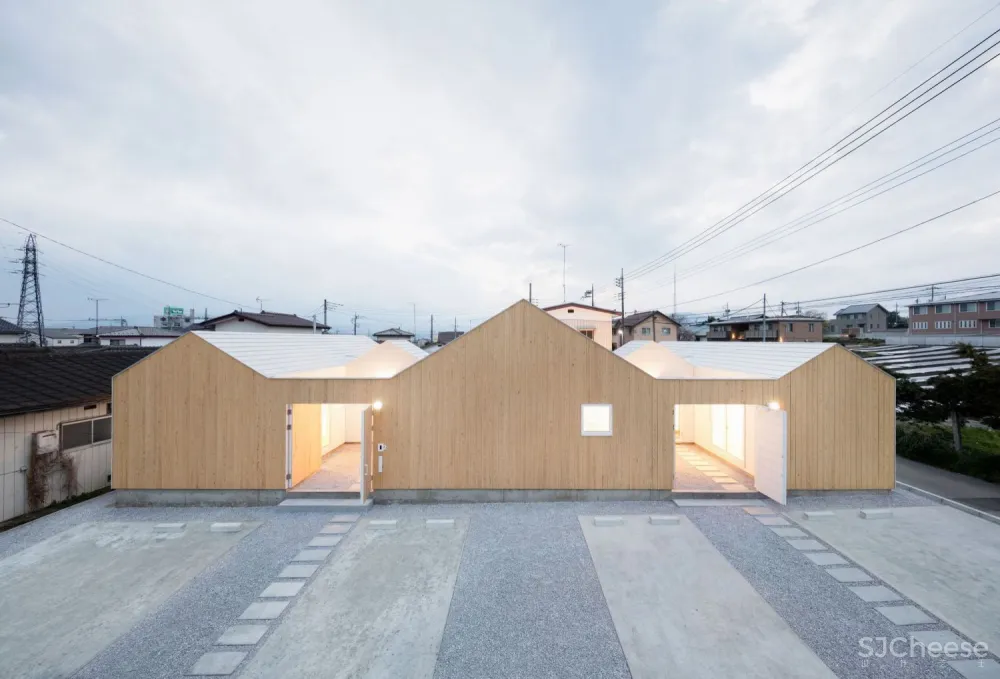 Terraced Houses in Numata by Toru kashihara Architects