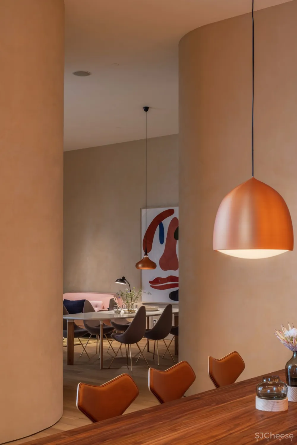 Jaime Hayon新作 | 西安Fritz Hansen,营造“神庙般”的美感