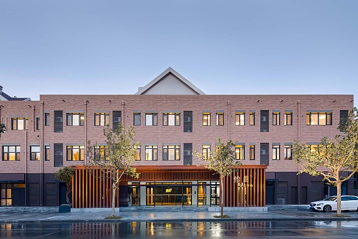 天津万科怡园养老中心 / 上海天华建筑设计-北京公司