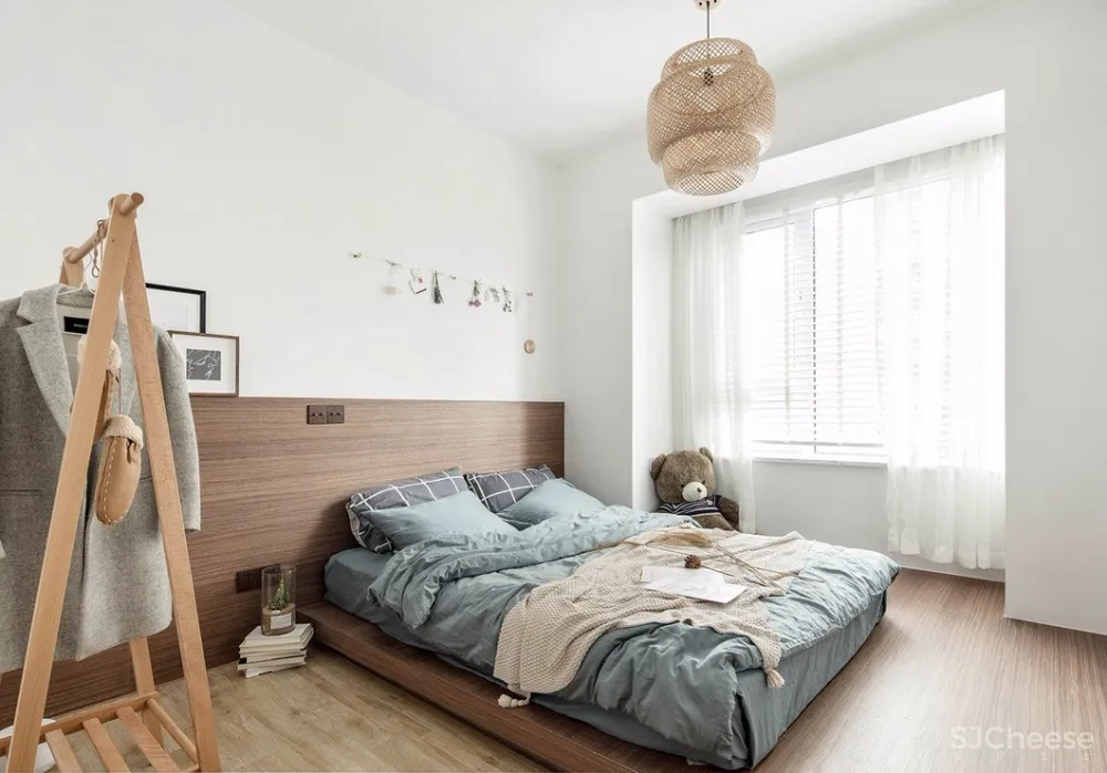 两个日系女孩在60㎡小屋丨收纳进了满房杂物,还有4只猫咪主子