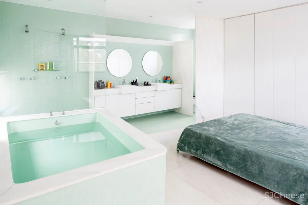 LAB606 | 巴西 XXX House