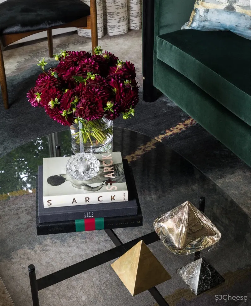 首发 | Michelle Dirkse 充满大胆图案纺织品:西雅图公寓