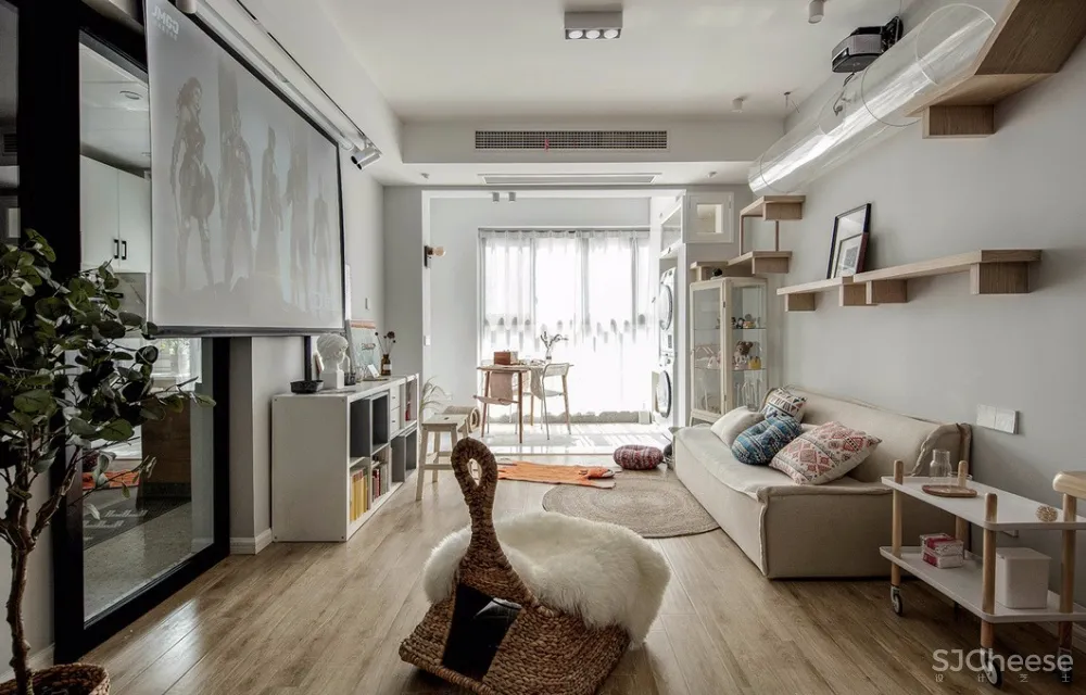 两个日系女孩在60㎡小屋丨收纳进了满房杂物,还有4只猫咪主子