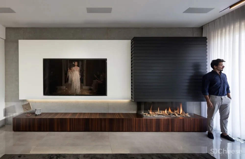 与0932相媲美的设计师丨只做简约纯粹的设计