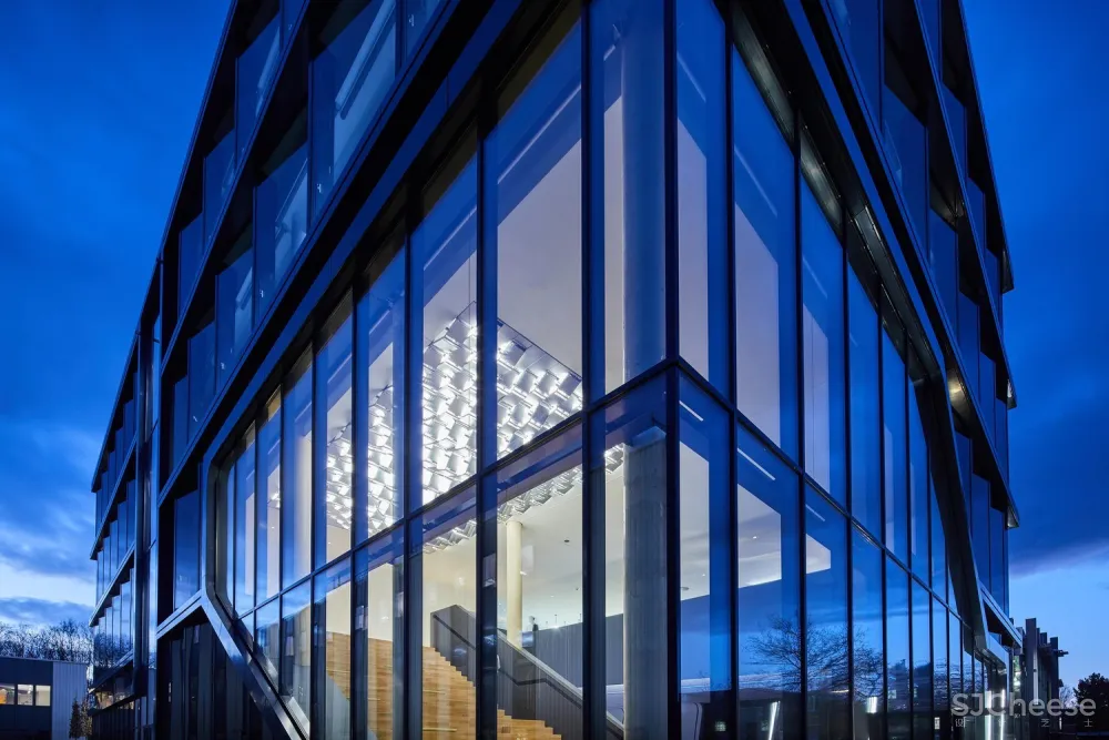 最新 | Graft Architects:Trilux 灯具集团办公总部