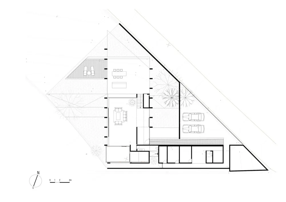 巴厘岛私宅,混凝土与木融入自然风景 / Patishandika