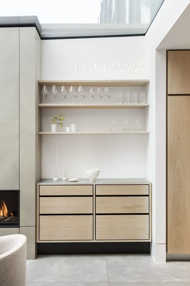 Louise Holt新作 | 永恒的简约美学