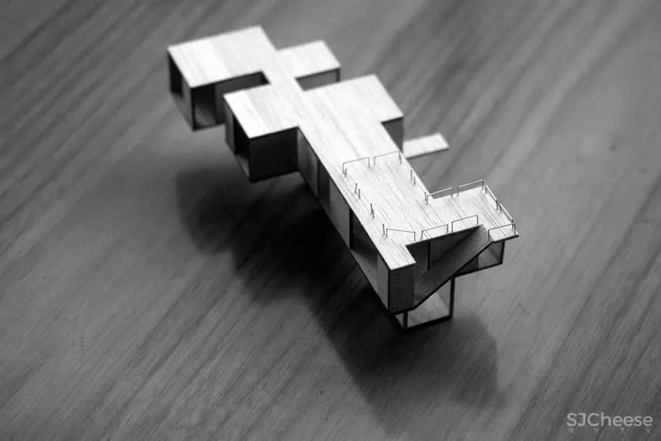 最新 | Alejandro Soffia:黄色屋子