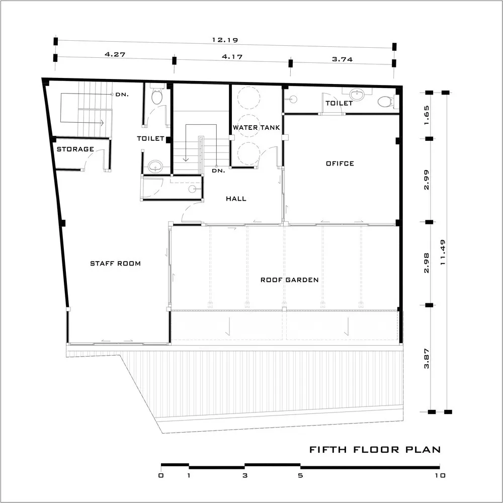 “过时的”混凝土泰国餐厅 / Lump