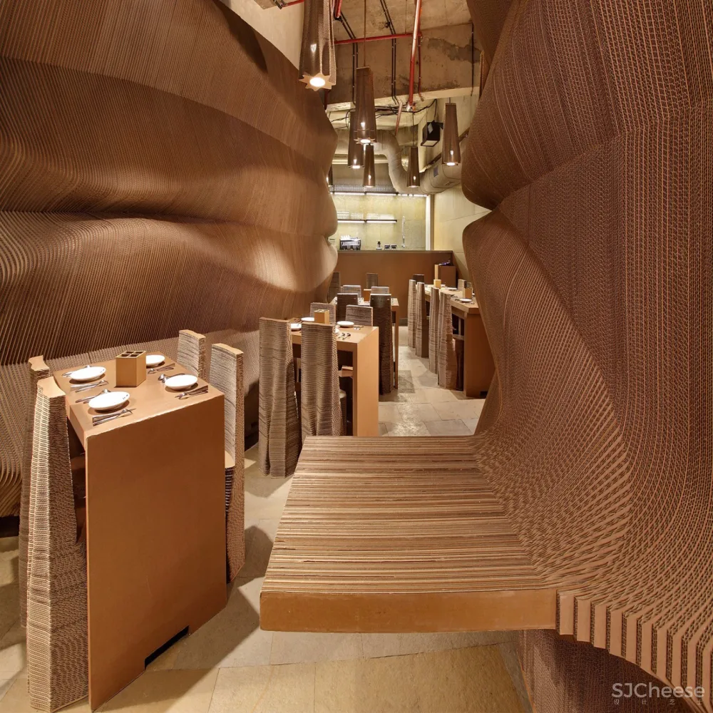 最新 | Nudes:孟买纸板咖啡馆