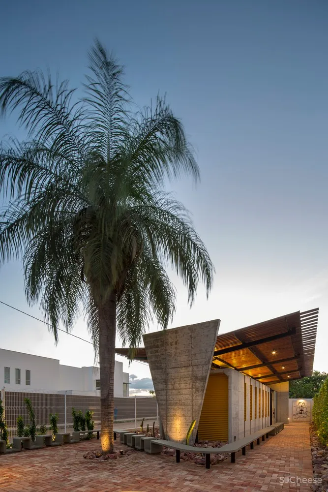 Lins Arquitetos Associados工作室/ Lins Arquitetos Associados