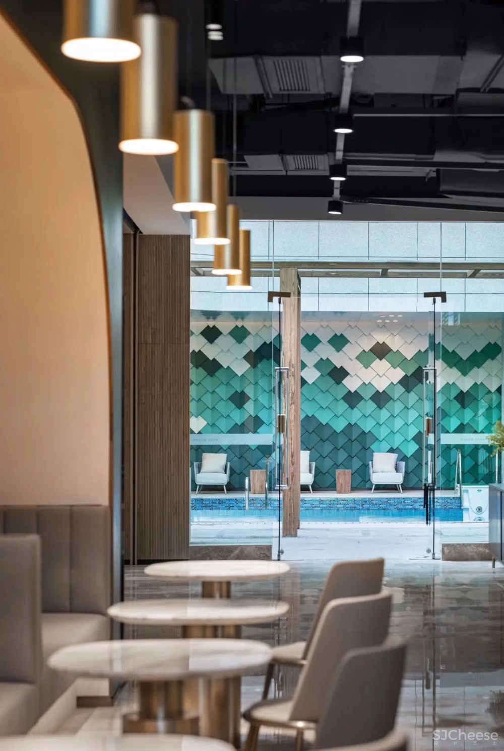 孔雀绿+水磨石丨CL3创造出多元复合的体验式商业空间