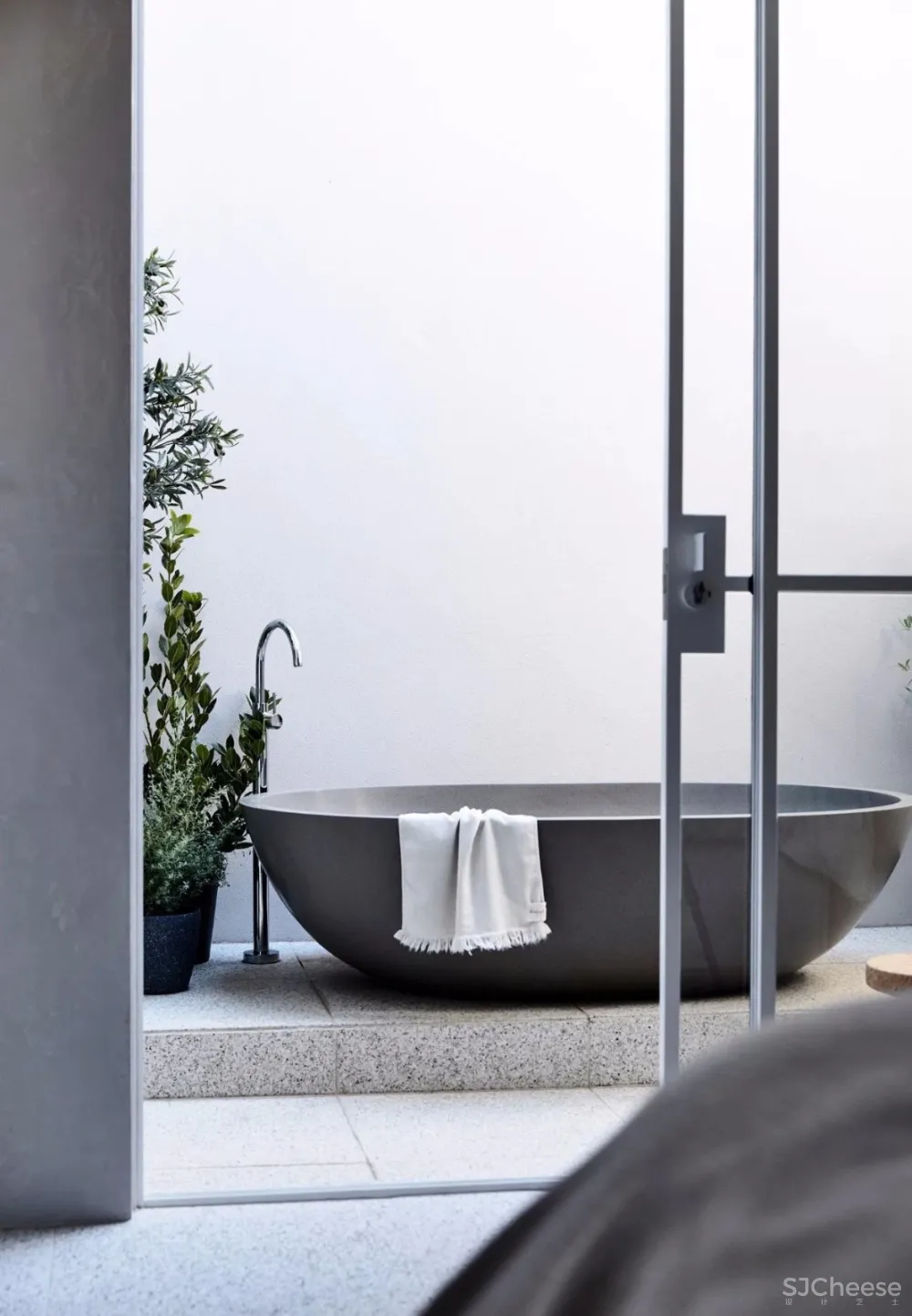 Mardi Doherty新作 | 克制和优雅的理念