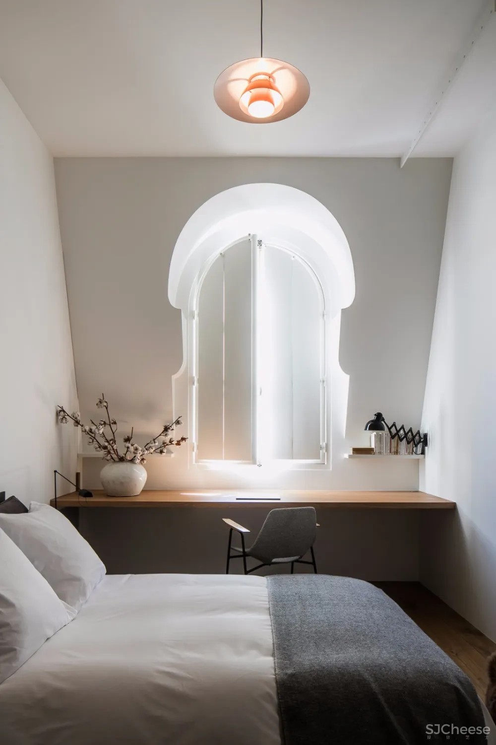 Helene Van Marcke | 巴黎“复古”的幽默