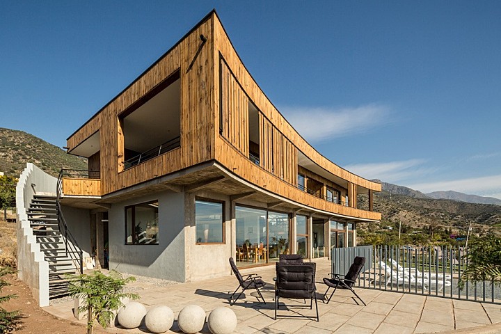 Biourban Arquitectos:橡木色住宅 H.D. House