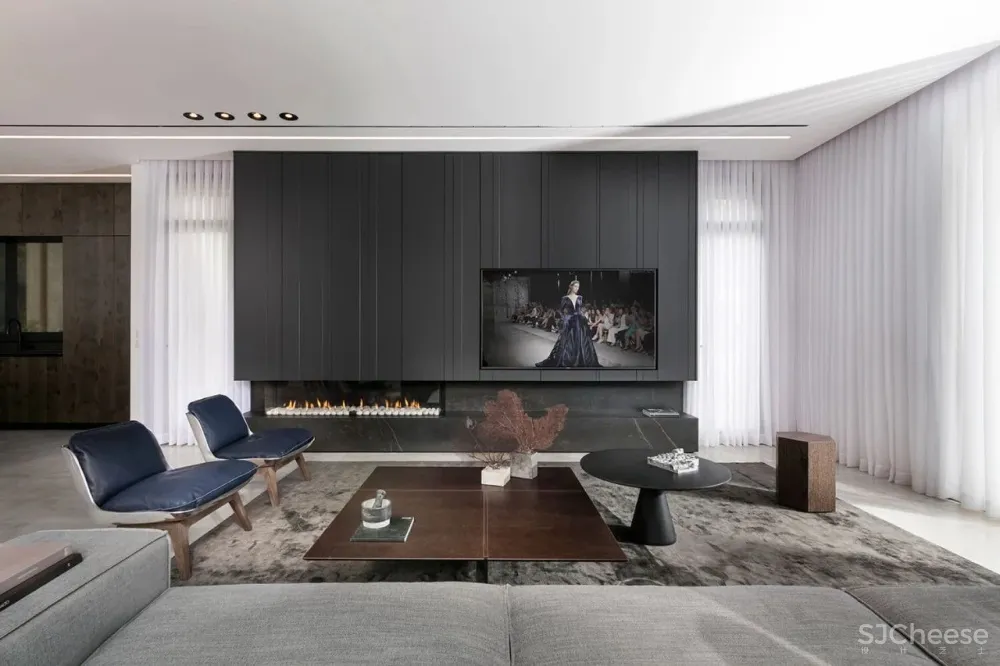 与0932相媲美的设计师丨只做简约纯粹的设计