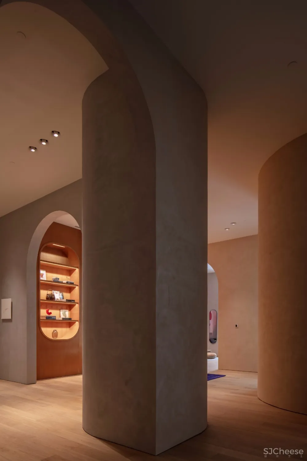 Jaime Hayon新作 | 西安Fritz Hansen,营造“神庙般”的美感