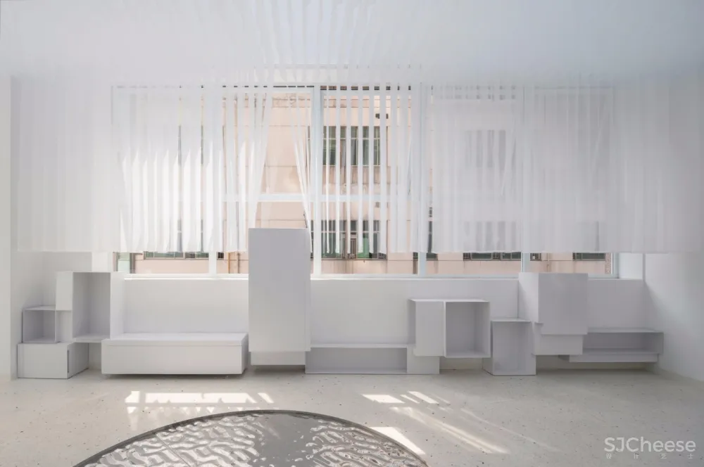 MurMurLab:藏在空间里的十二行诗