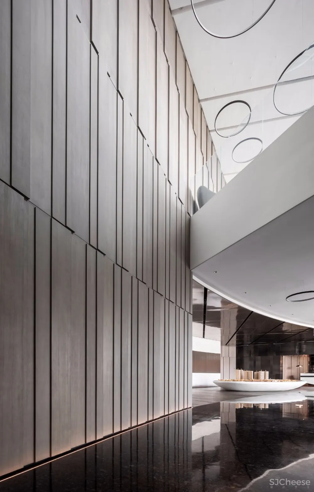 新作 | 唐忠汉:静美大地灰,错叠趣味的虚实与空灵