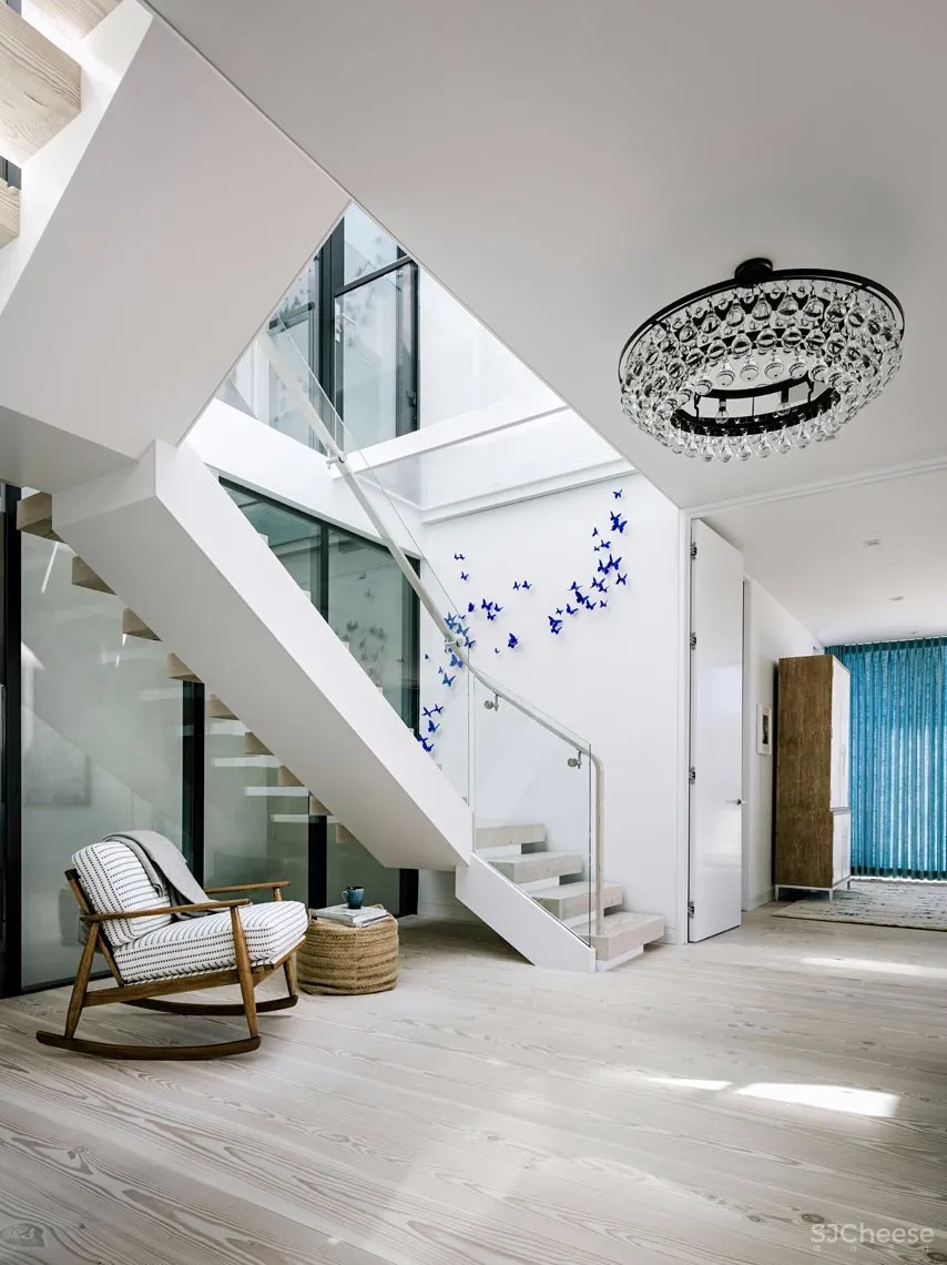 John Maniscalco | 提升光与空间的自然品质