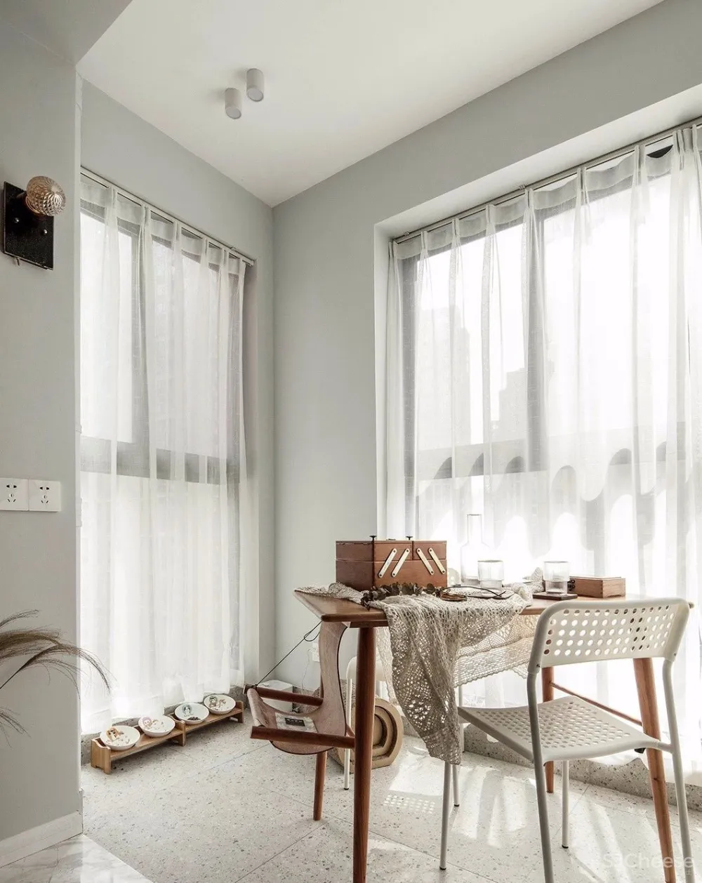 两个日系女孩在60㎡小屋丨收纳进了满房杂物,还有4只猫咪主子