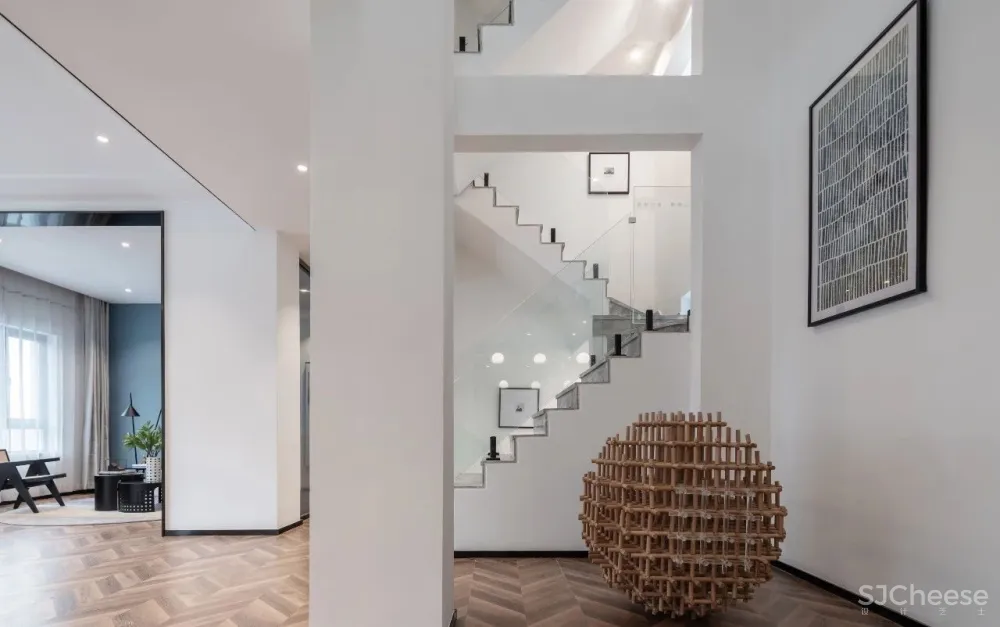 阅界x新城:点线面丨勾勒建筑空间几何之美