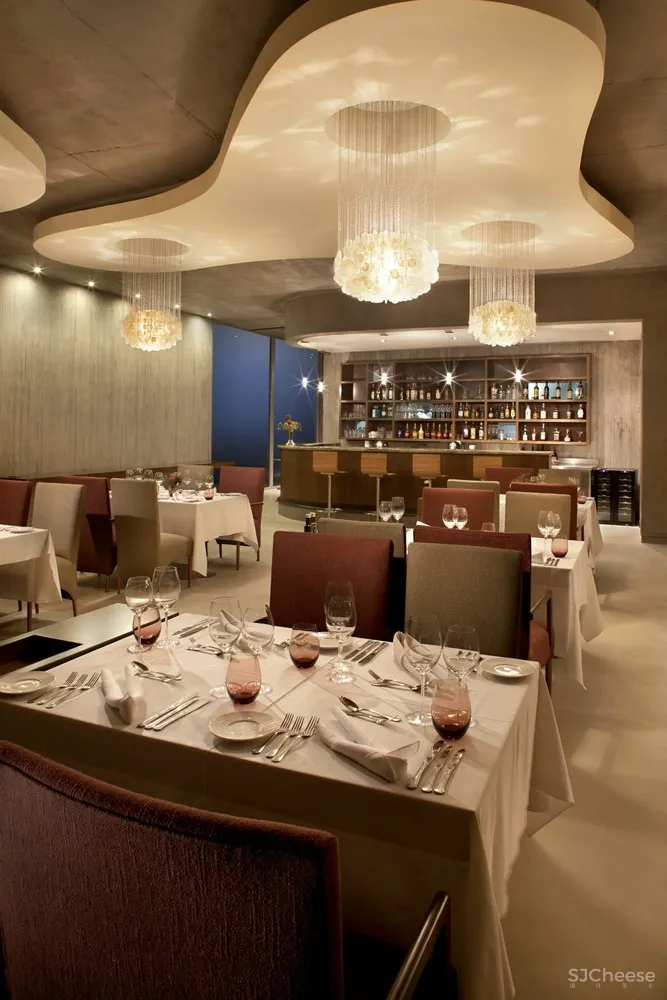 Entre Cielos Hotel & Spa / A4estudio