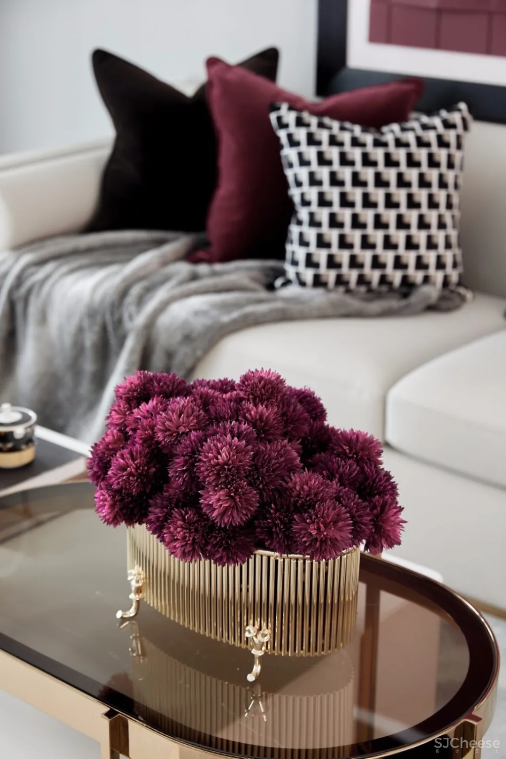 ‘’红梨色‘’点缀的奢丽雅致样板房丨这是一场以取悦自我为主题的视觉盛宴