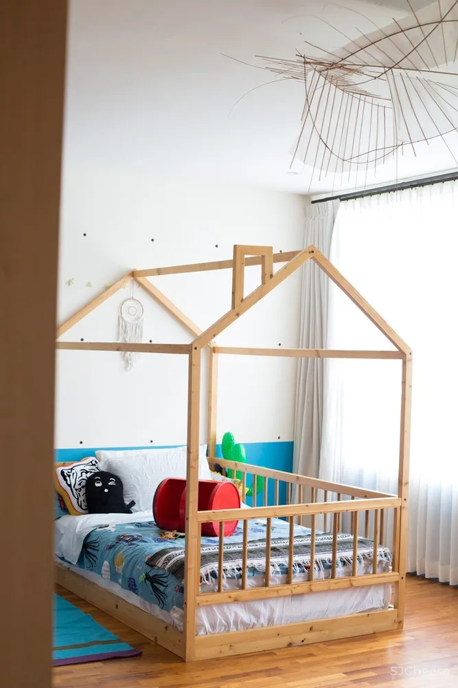 巴厘岛私宅,混凝土与木融入自然风景 / Patishandika