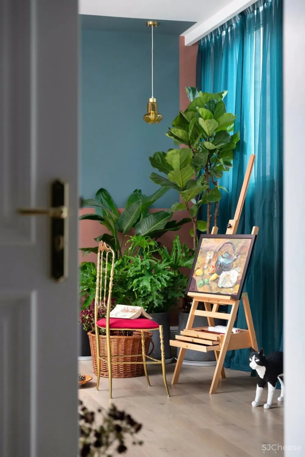 310㎡ 顶层洋房丨在这里养花、聚餐,美极了