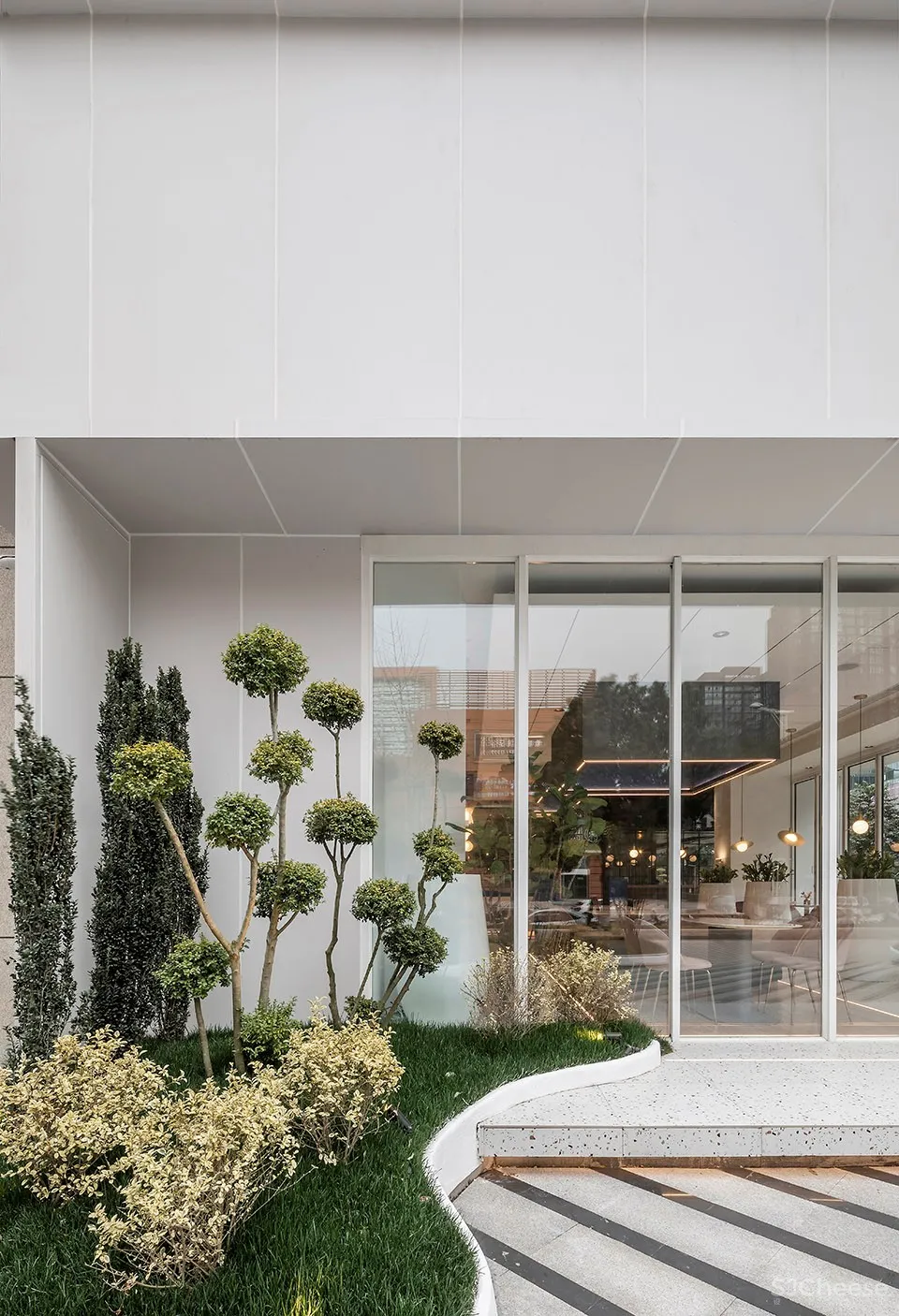 翠贝卡河西旗舰店,南京 / 南京市線状建筑设计研究室