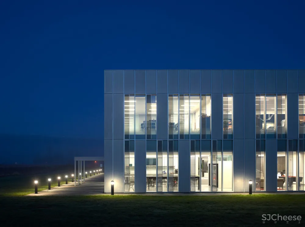 新作 | FaulknerBrowns Architects：蜂窝空间办公场所 Janet Nash House